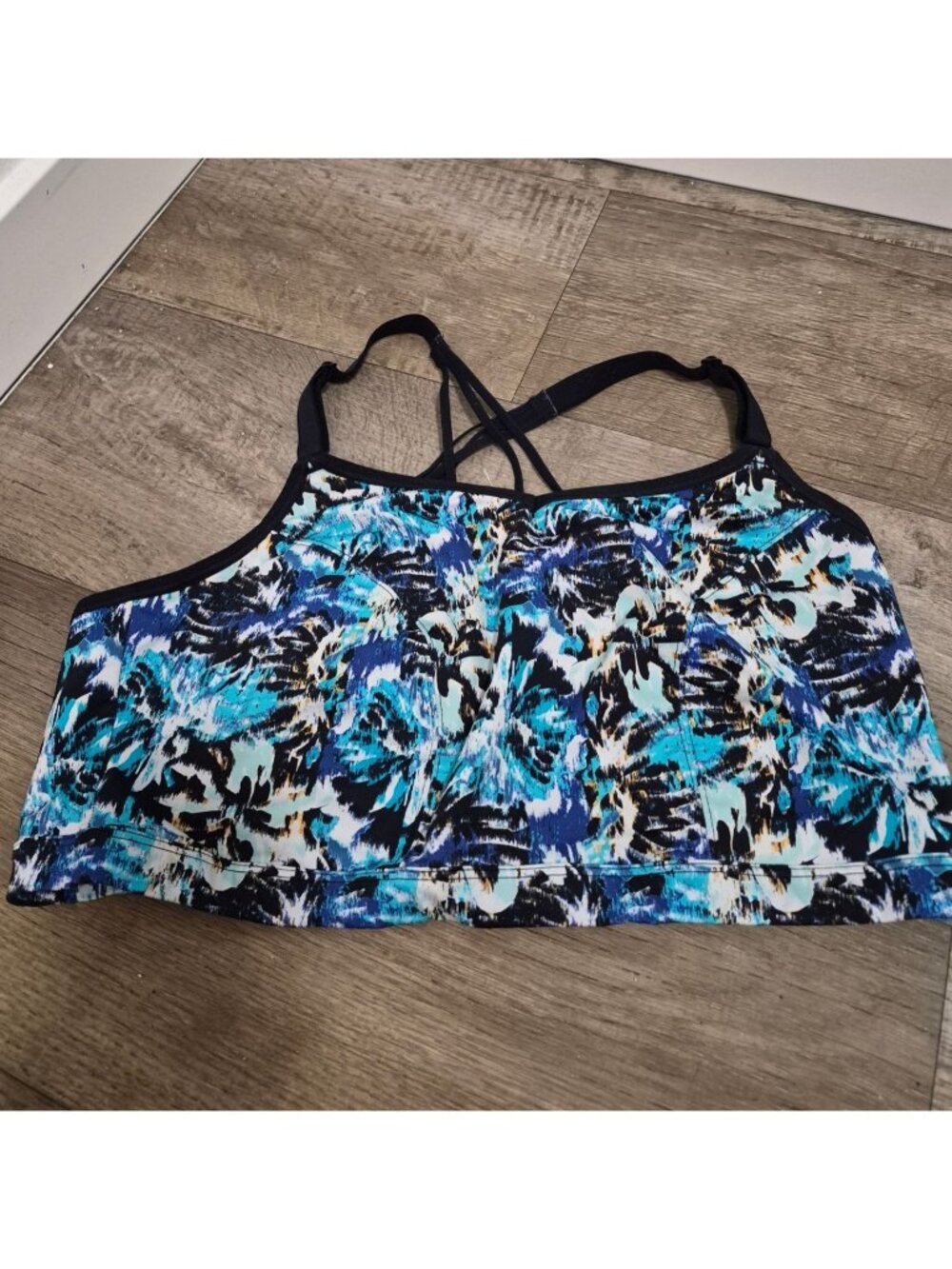 Livi Activewear Sports Bra Crisscross Back Size 22/24 Blue Black Abstract Print